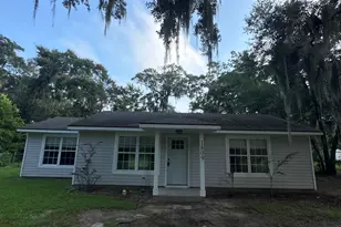 1809 Oconnell St, Beaufort, SC 29902 - Photo 1