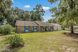 4010 Magnolia St, Beaufort, SC 29906 - Photo 1