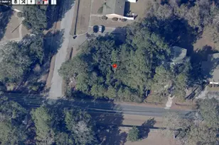 23 Harding St, Beaufort, SC 29902 - Photo 1