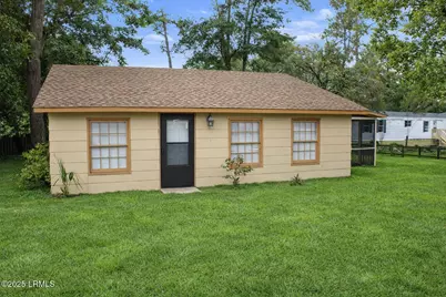 2 Wallace Road, Beaufort, SC 29907 - Photo 1