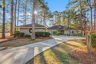 212 Whiteoaks Cir, Bluffton, SC 29910 - Photo 1