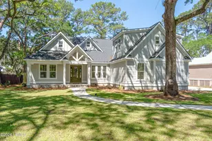 61 Tuscarora Ave, Beaufort, SC 29907 - Photo 1