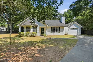 4 Beau Cir, Beaufort, SC 29907 - Photo 1