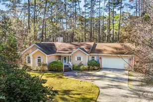 561 Sams Point Rd, Beaufort, SC 29907 - Photo 1
