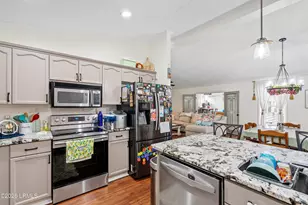 21 Caswell Ave, Beaufort, SC 29902 - Photo 20