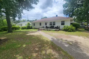1381 Hagood Ave, Barnwell, SC 29812 - Photo 1