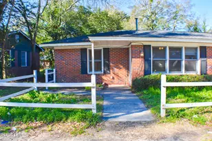 1810 6th St, Beaufort, SC 29902 - Photo 1