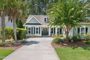 33 Driftwood Ct W, Bluffton, SC 29910 - Photo 1