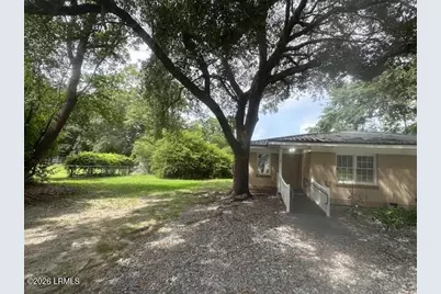 516 Mulberry Street W #B, Hampton, SC 29924 - Photo 1