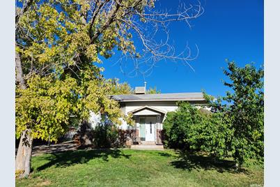 1202 N 250 E, Layton, UT 84041 - Photo 1
