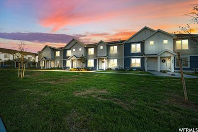 1084 E Seaside St N, Saratoga Springs, UT 84045 - Photo 1