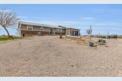 576 E 2000 S, Delta, UT 84624 - Photo 1