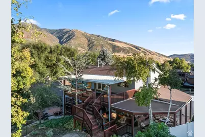 1663 E Hidden Valley Club Dr, Sandy, UT 84092 - Photo 1