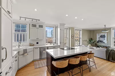 29 S State St E #212, Salt Lake City, UT 84111 - Photo 1