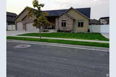 2072 W 2260 S, Woods Cross, UT 84087 - Photo 1