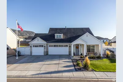 1044 E Southern Homestead Blvd, Enoch, UT 84721 - Photo 1