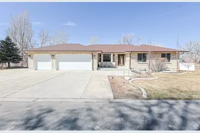 578 S Pine Meadow Ln, Tooele, UT 84074 - Photo 1
