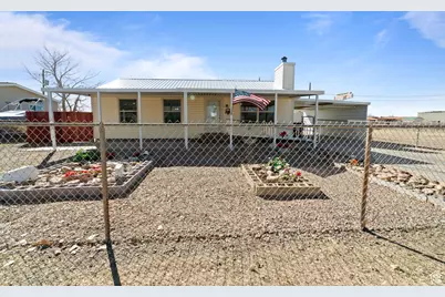850 E 100 N, Green River, UT 84525 - Photo 1