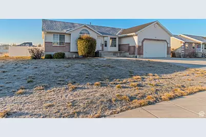 3949 W Hammon Ln S, Syracuse, UT 84075 - Photo 1