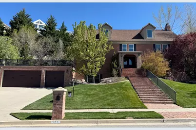 2615 E Chalet Cir, Cottonwood Heights, UT 84093 - Photo 1