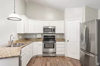 684 S 2150 W #303, Pleasant Grove, UT 84062 - Photo 1