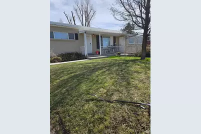 4389 S Highland Dr E #6, Holladay, UT 84117 - Photo 1