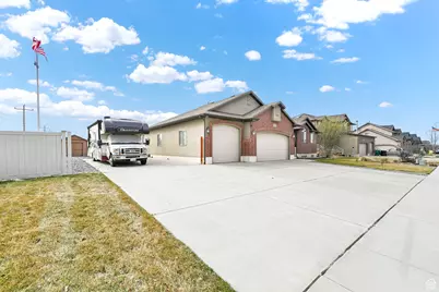 5909 W 5200 S, Hooper, UT 84315 - Photo 1