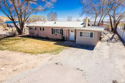 1912 E 1500 N, Vernal, UT 84078 - Photo 1