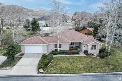 583 S Pine Meadow Ln, Tooele, UT 84074 - Photo 1