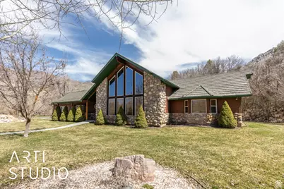 260 S 10450 E, Huntsville, UT 84317 - Photo 1