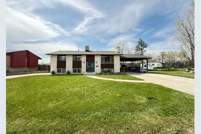 24 S 400 W, Kaysville, UT 84037 - Photo 1