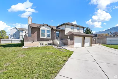 1222 N Massachusetts W, Harrisville, UT 84414 - Photo 1