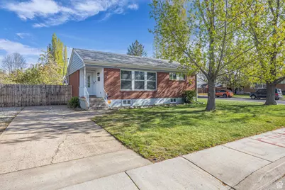 181 E 4300 S, Washington Terrace, UT 84405 - Photo 1