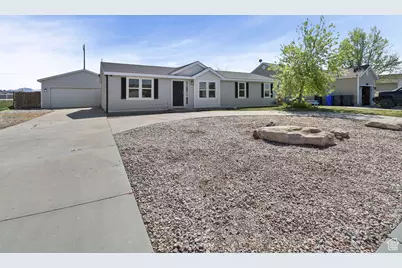 622 E Hunter Way N, Grantsville, UT 84029 - Photo 1