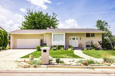 9466 S Indian Ridge Dr E, Sandy, UT 84092 - Photo 1