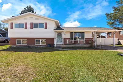 907 W 4300 S, Riverdale, UT 84405 - Photo 1