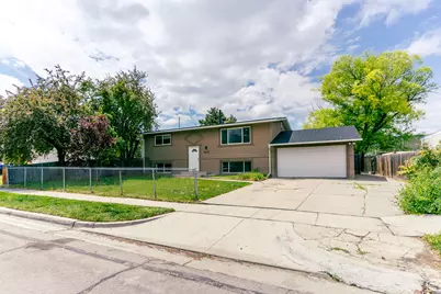 4574 S Edgeware Ln S, Taylorsville, UT 84129 - Photo 1