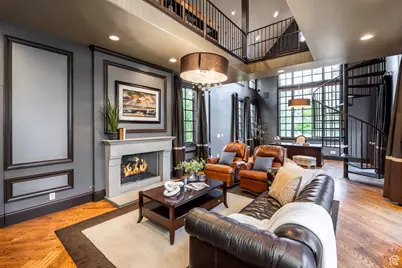 680 S Davis Blvd, Bountiful, UT 84010 - Photo 1