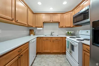 1693 W Westbury #D, Lehi, UT 84043 - Photo 1