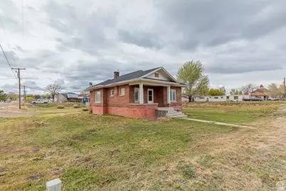 98 S Center St, Redmond, UT 84652 - Photo 1