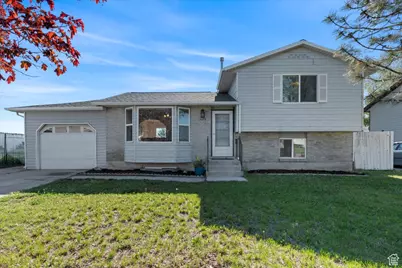 5479 S Red Lodge Dr W, Kearns, UT 84118 - Photo 1