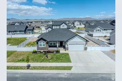 167 E Craner Peak Dr, Eagle Mountain, UT 84005 - Photo 1
