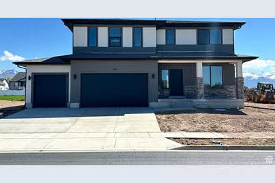 194 N 825 W #7, Clearfield, UT 84015 - Photo 1