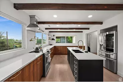 1084 E Hillview Dr, Salt Lake City, UT 84124 - Photo 1