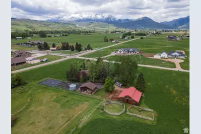 448 S 8600 E, Huntsville, UT 84317 - Photo 1