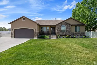 3638 S Blazing Oak Dr, Magna, UT 84044 - Photo 1