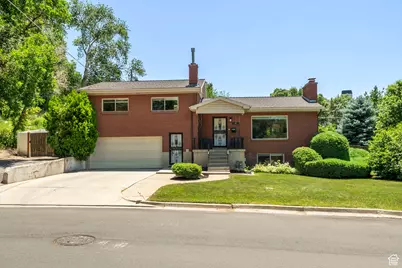 2922 E Hillsden Dr, Holladay, UT 84117 - Photo 1