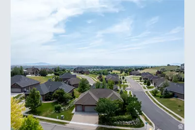 5527 S Elderberry Ct E, Ogden, UT 84403 - Photo 1