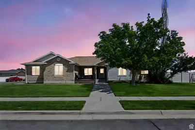 934 N 1385 W, Clinton, UT 84015 - Photo 1