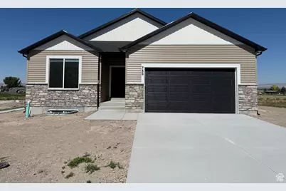 735 N 300 W, Smithfield, UT 84335 - Photo 1